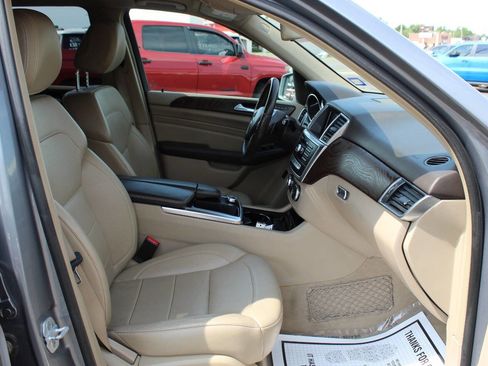 Used 2015 Mercedes-Benz ML 350 2WD image 9