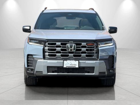 New 2026 Honda Pilot TrailSport image 10