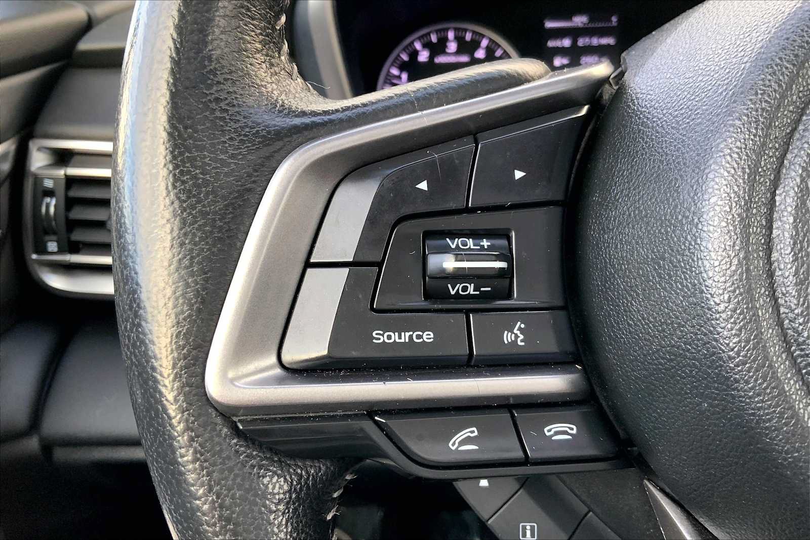 Used 2022 Subaru Legacy Limited AWD/4WD image 24