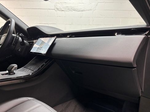 New 2026 Land Rover Range Rover Evoque Dynamic SE image 30