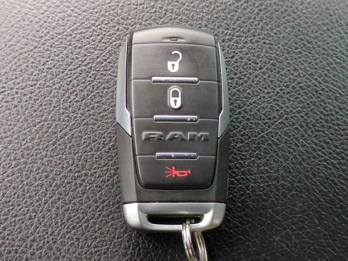 Used 2022 RAM 1500 Big Horn image 26