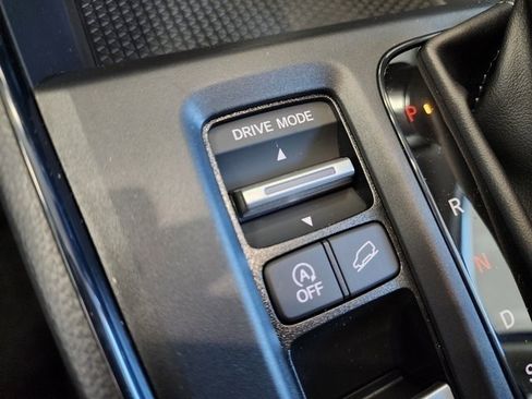 Used 2025 Honda CR-V LX image 21