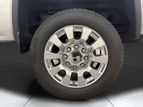 Used 2019 GMC Sierra 2500 Denali w/ Duramax Plus Package AWD/4WD image 21