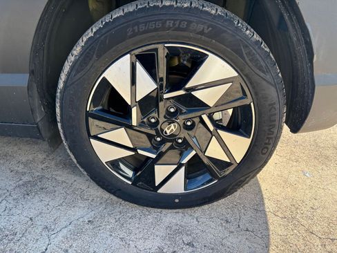 Used 2025 Hyundai Kona SEL image 31