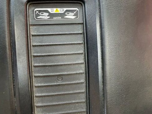 Used 2015 GMC Yukon SLT w/ Open Road Package image 12