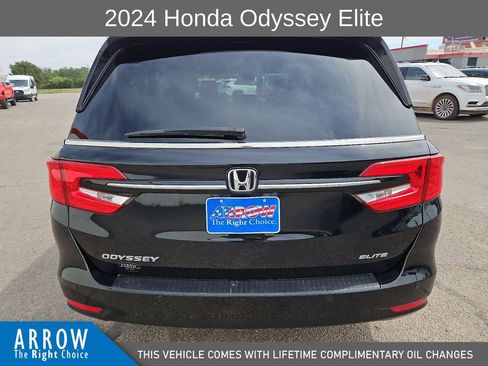 Used 2024 Honda Odyssey Elite image 11