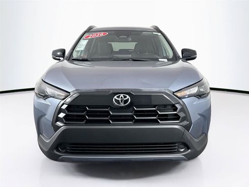 Certified 2026 Toyota Corolla Cross LE FWD image 8