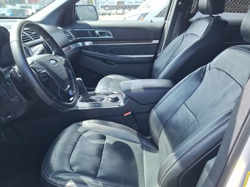 Used 2017 Ford Explorer Limited AWD/4WD image 9