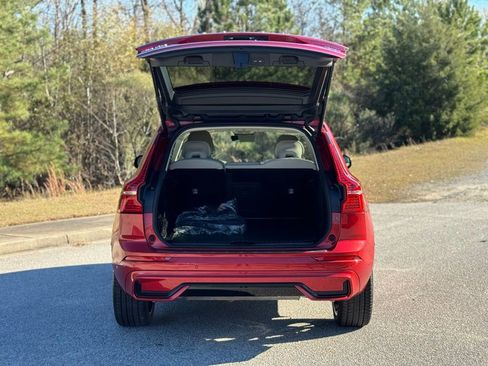 Used 2025 Volvo XC60 B5 Ultra w/ Protection Package Premier image 16