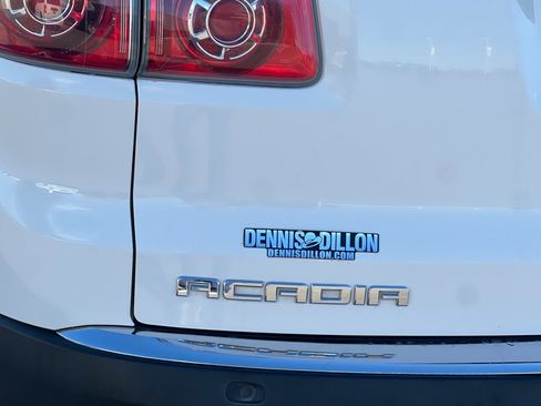 Used 2010 GMC Acadia SLE image 22