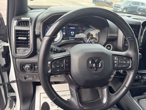 Used 2022 RAM 1500 Limited image 12