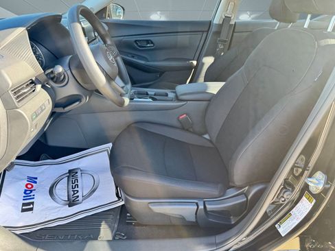 New 2025 Nissan Sentra S image 3
