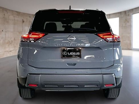 Used 2024 Nissan Rogue SL w/ SL Premium Package AWD/4WD image 6