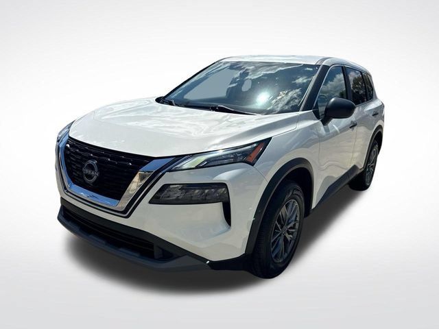 Used 2023 Nissan Rogue S AWD/4WD image 3