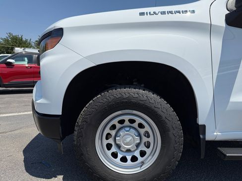 New 2025 Chevrolet Silverado 1500 W/T w/ WT Value Package image 10