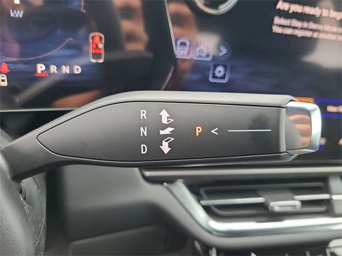 New 2026 Chevrolet Equinox EV LT image 33