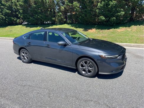 Used 2024 Honda Accord EX image 5