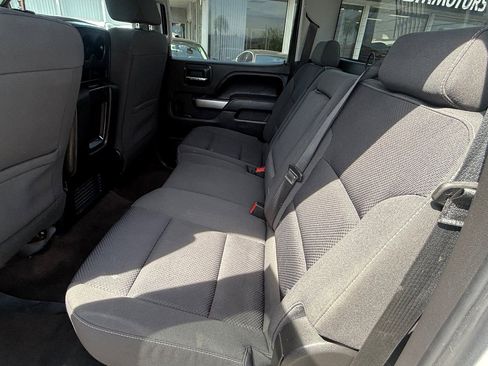 Used 2018 Chevrolet Silverado 1500 LT w/ LT Eassist Package image 15