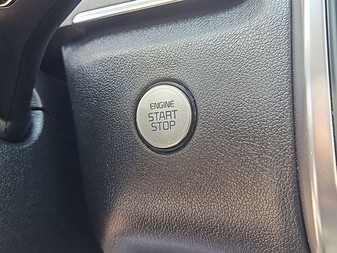 Certified 2023 Kia Sorento X-Line EX AWD/4WD image 25