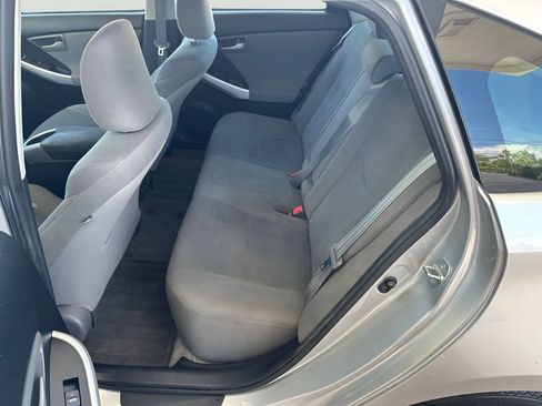 Used 2014 Toyota Prius Two FWD image 15
