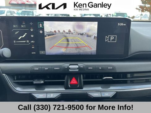 Certified 2025 Kia K4 EX image 40