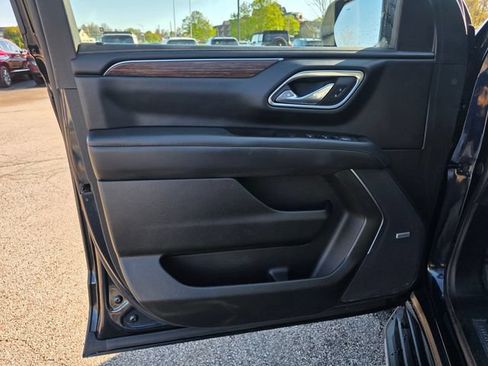 Used 2023 Chevrolet Tahoe High Country AWD/4WD image 24