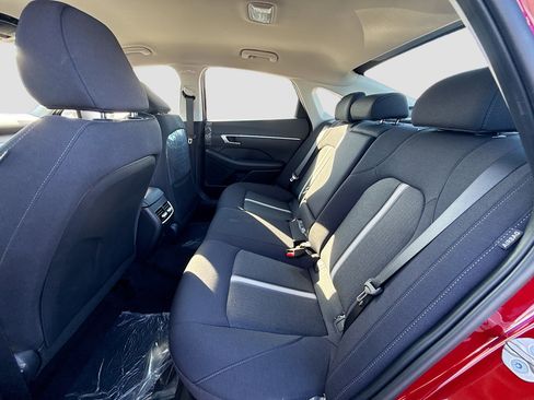 New 2025 Hyundai Sonata SEL image 18