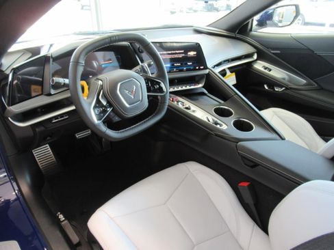 New 2026 Chevrolet Corvette Stingray Coupe w/ Chrome Exterior Badge Package image 8