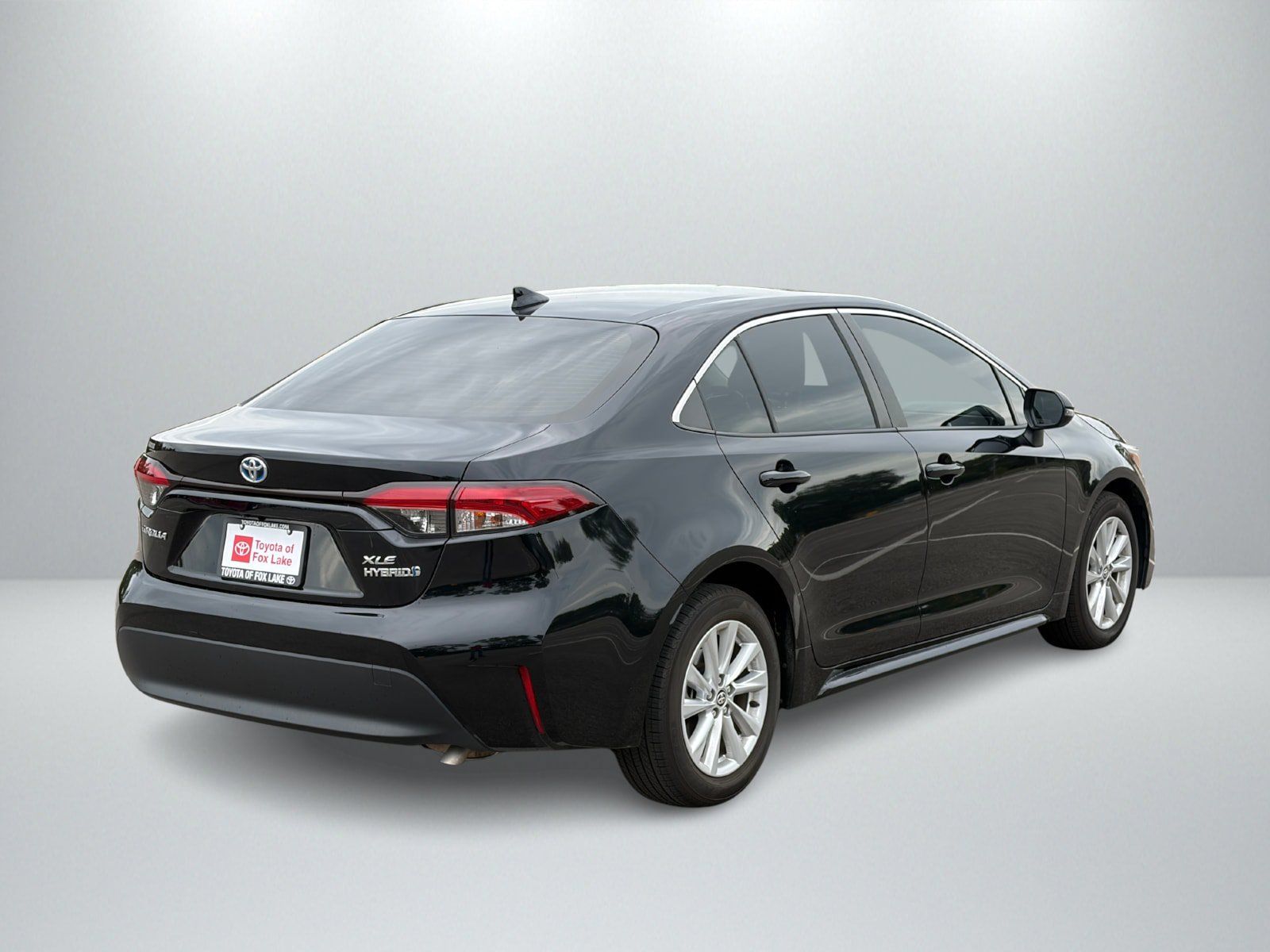 Used 2024 Toyota Corolla XLE FWD image 5