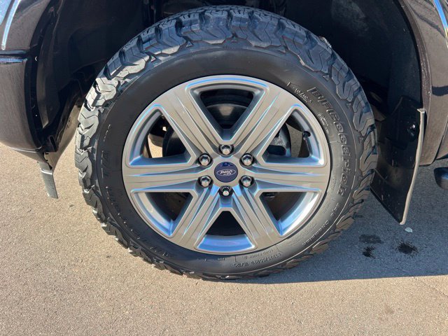 Used 2019 Ford F150 XLT w/ Equipment Group 302A Luxury AWD/4WD image 9