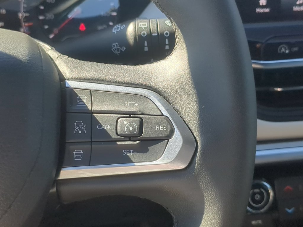 Certified 2025 Jeep Compass Limited AWD/4WD image 19