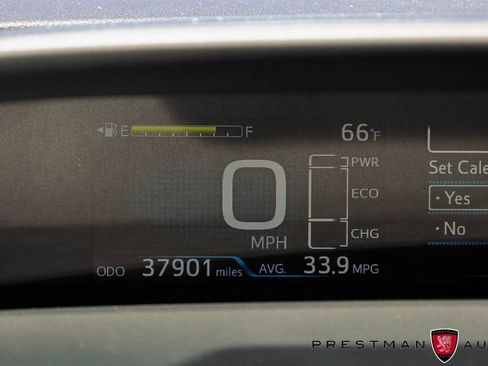 Used 2022 Toyota Prius LE AWD/4WD image 24