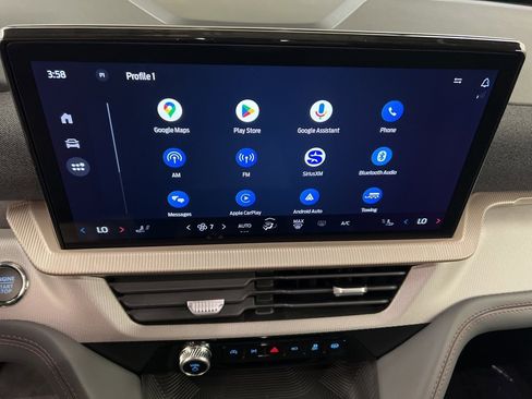 New 2025 Ford Explorer Active image 9