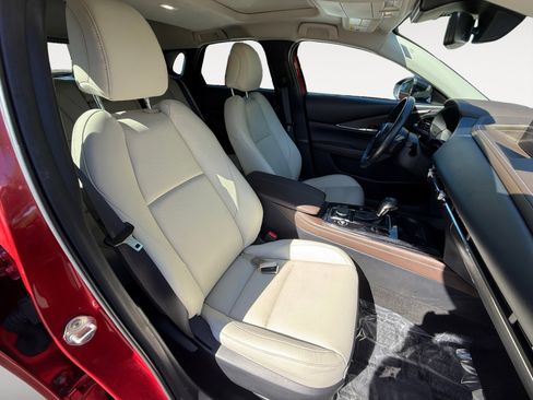 Certified 2023 MAZDA CX-30 2.5 Turbo w/ Premium Package AWD/4WD image 19