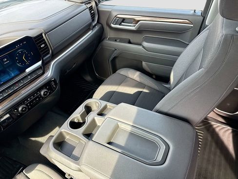 Used 2025 Chevrolet Silverado 1500 LT image 22