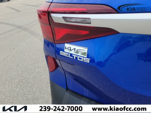 Certified 2022 Kia Seltos LX AWD/4WD image 12