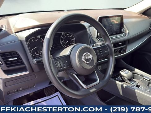Used 2023 Nissan Rogue S AWD/4WD image 34