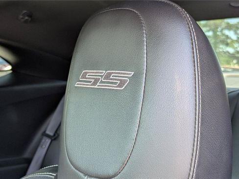 Used 2011 Chevrolet Camaro SS w/ RS Package RWD image 17