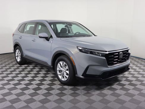 Certified 2023 Honda CR-V LX image 3