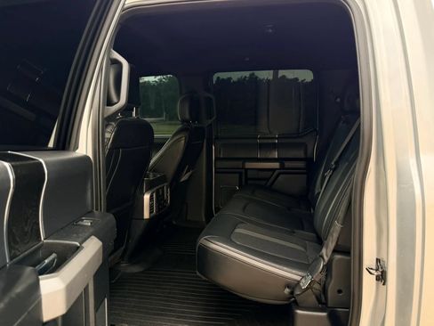 Used 2019 Ford F150 Platinum AWD/4WD image 11