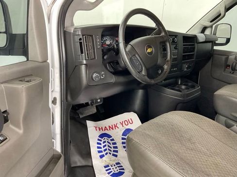 Used 2020 Chevrolet Express 3500 Extended w/ Driver Convenience Package RWD image 19