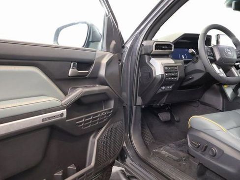 New 2025 Toyota Tacoma Trailhunter image 7