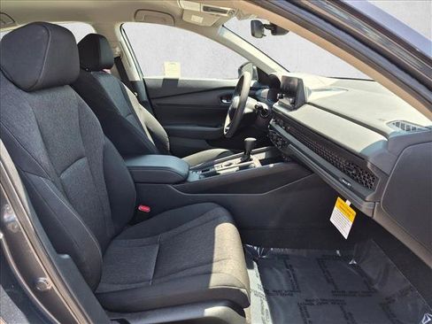 Used 2024 Honda Accord LX image 19