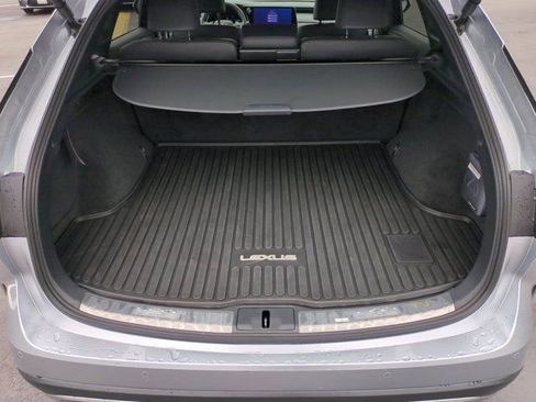 Used 2025 Lexus RX 350 w/ Convenience Package image 29