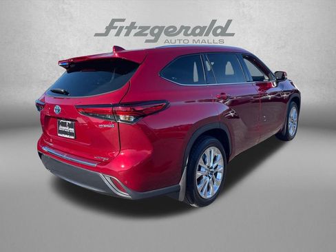 Used 2022 Toyota Highlander Limited image 7