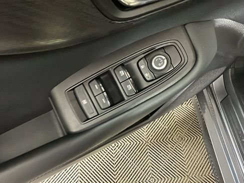 Used 2022 Subaru Legacy Premium AWD/4WD image 11