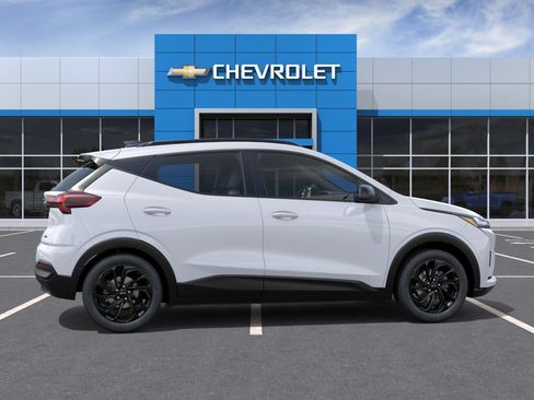 New 2027 Chevrolet Bolt RS w/ Technology Package FWD image 6