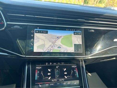 Used 2021 Audi Q7 3.0T Premium Plus image 20