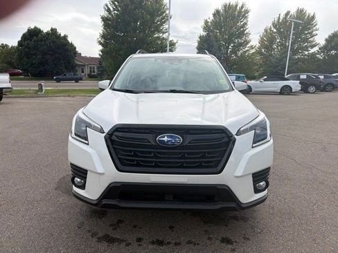Used 2023 Subaru Forester Premium AWD/4WD image 10