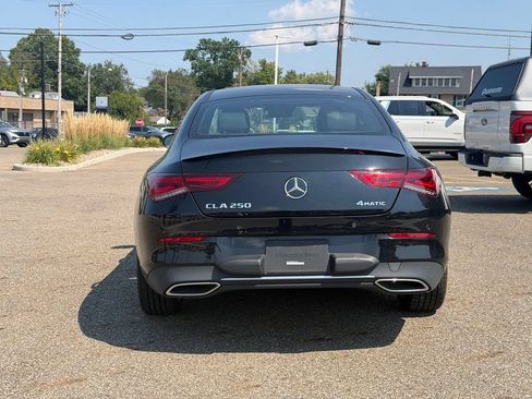 Used 2023 Mercedes-Benz CLA 250 4MATIC image 4